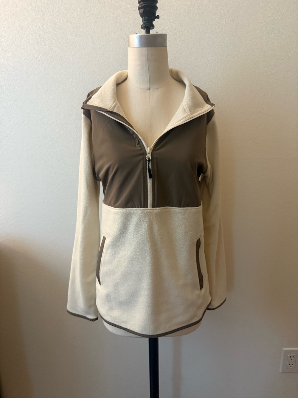 Ascend Two-Tone Cream and Brown Half-Zip Teddy Pullover Jacket